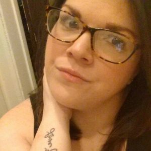 Meet your Posher, Whitney